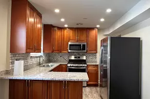 8052 N Oriole Ave, Niles, IL 60714 - Photo 3