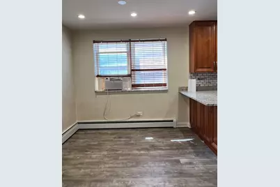 8052 N Oriole Avenue #G, Niles, IL 60714 - Photo 11