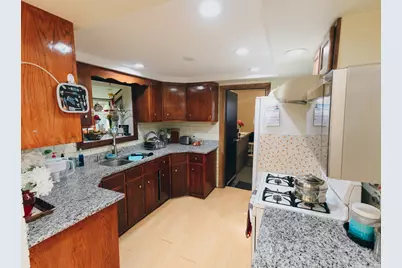 9425 Margail Avenue, Des Plaines, IL 60016 - Photo 11