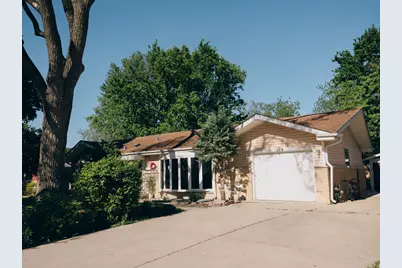 9425 Margail Avenue, Des Plaines, IL 60016 - Photo 3
