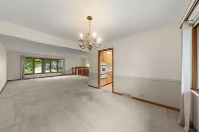 848 S Hillcrest Avenue, Elmhurst, IL 60126 - Photo 7