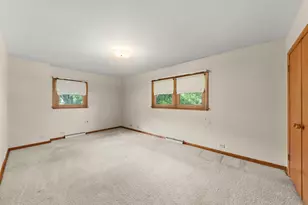 848 S Hillcrest Ave, Elmhurst, IL 60126 - Photo 17