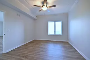 855 E 22nd St, Lombard, IL 60148 - Photo 11