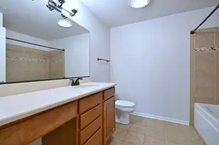 855 E 22nd St, Lombard, IL 60148 - Photo 13