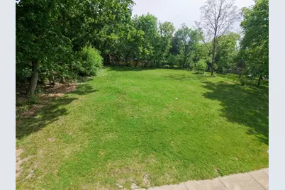 410 Barrington Avenue, East Dundee, IL 60118 - Photo 1