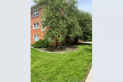 10805 S Lloyd Drive #2, Worth, IL 60482 - Photo 3