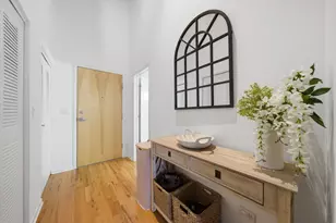 758 N Larrabee St, Chicago, IL 60654 - Photo 15