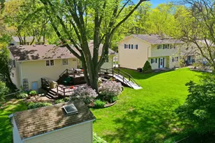 898 E Schirra Dr, Palatine, IL 60074 - Photo 23