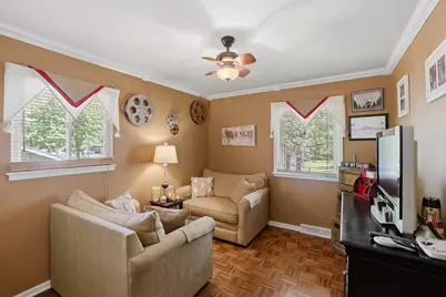 898 E Schirra Drive, Palatine, IL 60074 - Photo 13