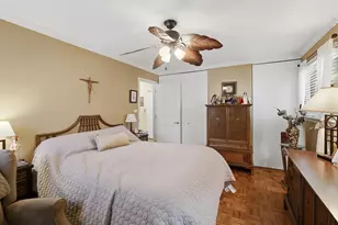 898 E Schirra Dr, Palatine, IL 60074 - Photo 11