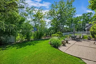 3935 Michael Ln, Glenview, IL 60026 - Photo 45