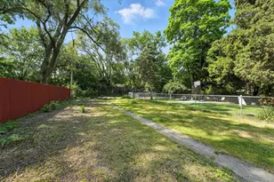 307 E 136th Pl, Chicago, IL 60827 - Photo 21