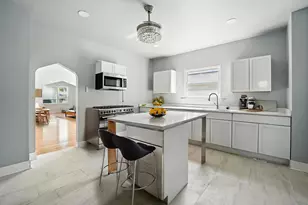 307 E 136th Pl, Chicago, IL 60827 - Photo 13