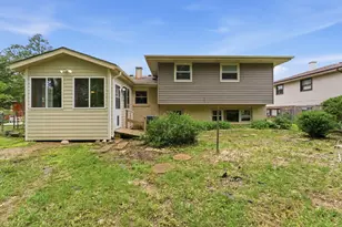 565 Eletson Dr, Crystal Lake, IL 60014 - Photo 25