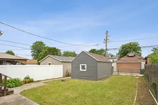 7932 W Cressett Dr, Elmwood Park, IL 60707 - Photo 3