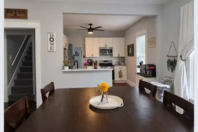 210 E 6th Avenue, Clifton, IL 60927 - Photo 5