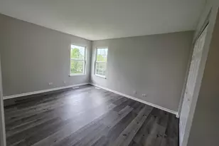 675 Fieldcrest Dr, South Elgin, IL 60177 - Photo 23