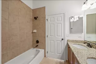 1131 Falcon Ridge Dr, Elgin, IL 60124 - Photo 45
