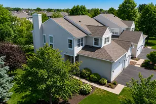 2916 Sheehan Dr, Naperville, IL 60564 - Photo 3