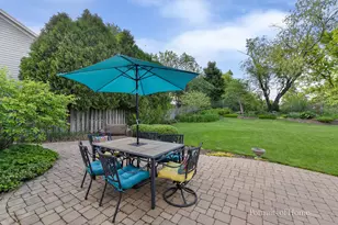581 Tanager Ln, West Chicago, IL 60185 - Photo 3