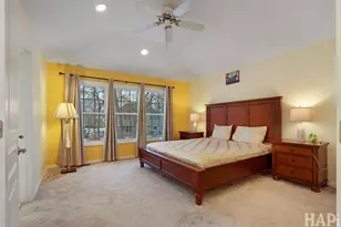 1121 Williamsburg Cir, Grayslake, IL 60030 - Photo 13