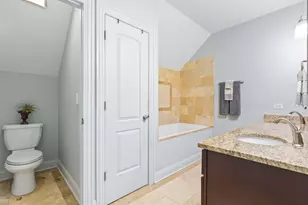 2511 Highland Ave, Berwyn, IL 60402 - Photo 15