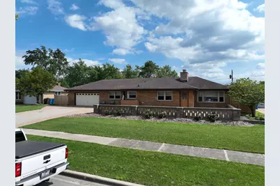 378 Oakwood Drive, Crete, IL 60417 - Photo 3