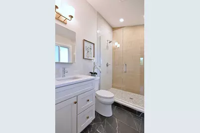 675 S Edgewood Avenue, Elmhurst, IL 60126 - Photo 23
