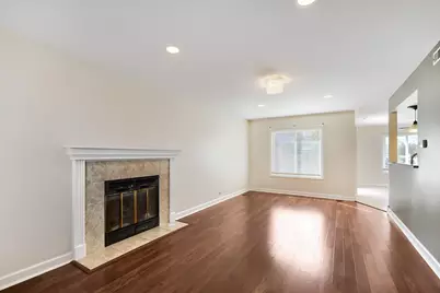 2474 Sunlight Court, Aurora, IL 60502 - Photo 5