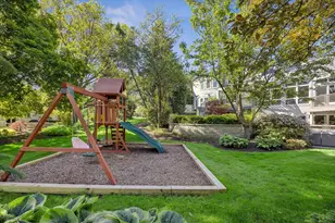 125 Circle Ridge Dr, Burr Ridge, IL 60527 - Photo 41
