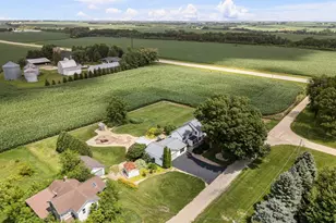 500 Vernon St, Woosung, IL 61091 - Photo 5