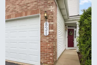 831 Stuarts Drive #831, Saint Charles, IL 60174 - Photo 3