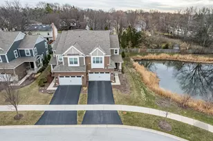 4275 Fiona Ln, Lisle, IL 60532 - Photo 49