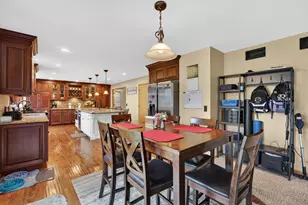 929 Churchill Dr, Plano, IL 60545 - Photo 13