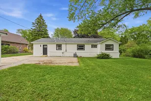 960 Basswood St, Hoffman Estates, IL 60169 - Photo 33