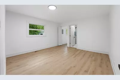 960 Basswood Street, Hoffman Estates, IL 60169 - Photo 29
