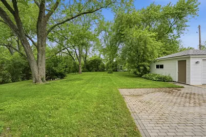 960 Basswood Street, Hoffman Estates, IL 60169 - Photo 43