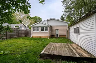 1210 N Madison St, Bloomington, IL 61701 - Photo 27