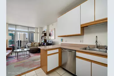 600 N Dearborn Street #1705, Chicago, IL 60610 - Photo 9