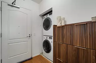 600 N Dearborn St, Chicago, IL 60610 - Photo 17