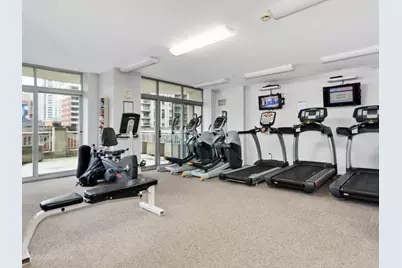 600 N Dearborn Street #1705, Chicago, IL 60610 - Photo 23