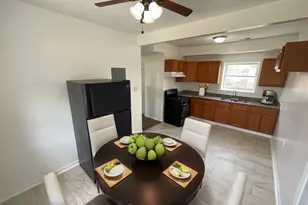 649 E Marquette Rd, Chicago, IL 60637 - Photo 13