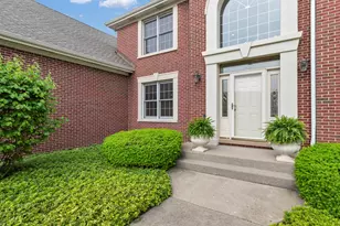 631 Mason Ln, Lake in the Hills, IL 60156 - Photo 3