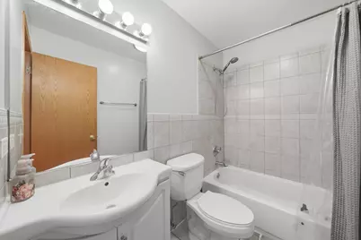 3009 W Sherman Avenue, Waukegan, IL 60085 - Photo 11