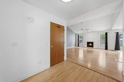 3009 W Sherman Avenue, Waukegan, IL 60085 - Photo 3