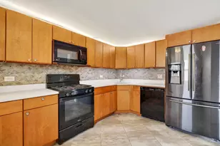 4730 N Kenneth Ave, Chicago, IL 60630 - Photo 9