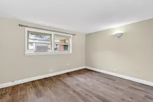 4730 N Kenneth Ave, Chicago, IL 60630 - Photo 17