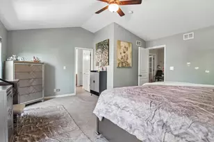 916 Kings Canyon Dr, Streamwood, IL 60107 - Photo 15