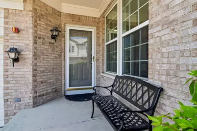 916 Kings Canyon Drive, Streamwood, IL 60107 - Photo 3