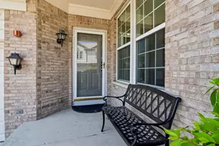 916 Kings Canyon Dr, Streamwood, IL 60107 - Photo 3
